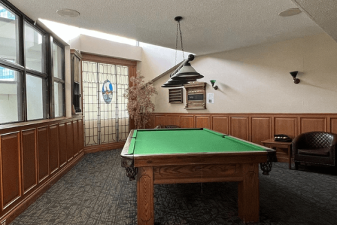 55-65 Harbour Square game room
